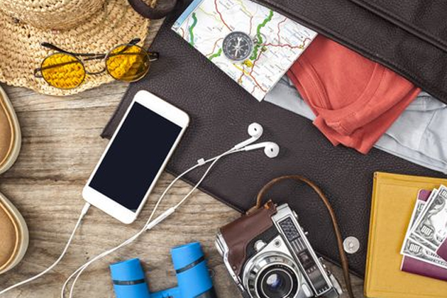 Top 5 Smart Travel Gadgets make your Journey Best